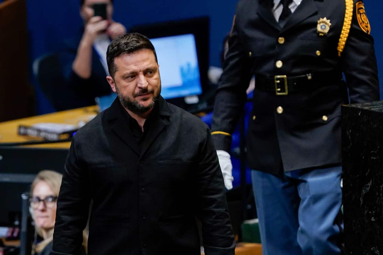 Zelensky vows to come to Moscow 'on a missile' for Putin talks