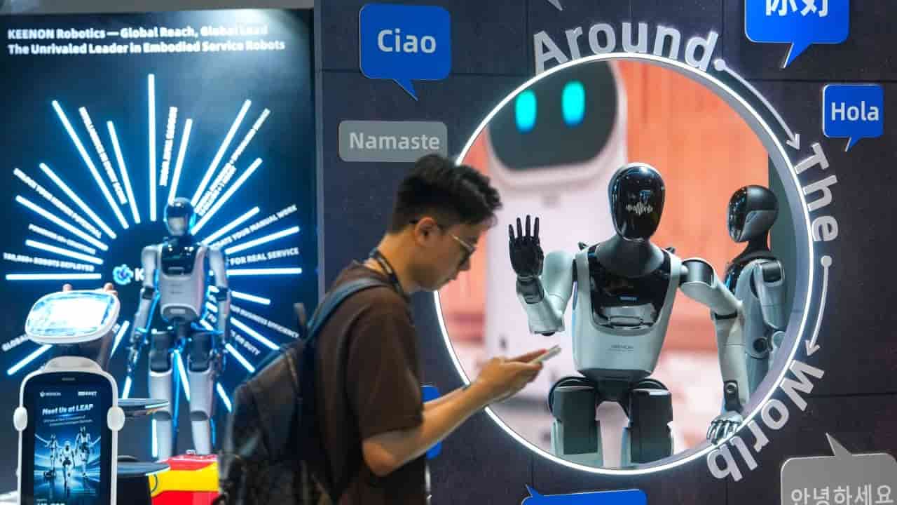 Hong Kong professionals embrace AI weekly at double global rate: survey
