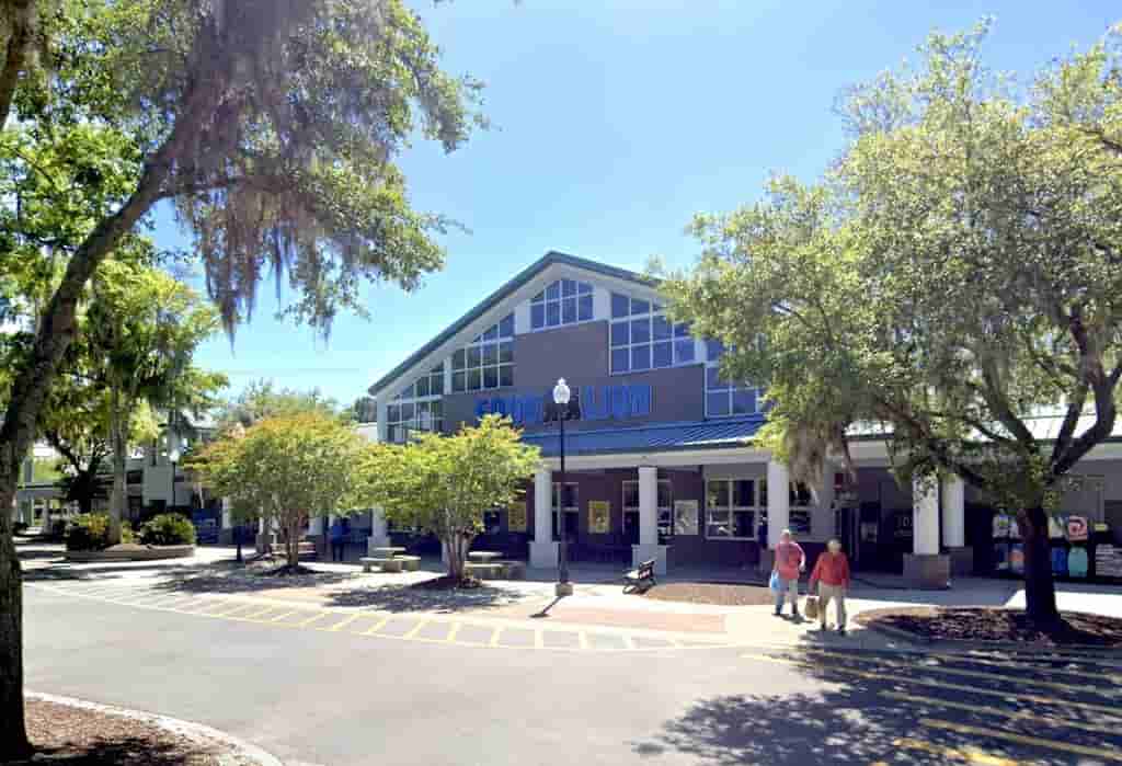 Retail REIT Taps CBRE To Sell Over Half Its Assets