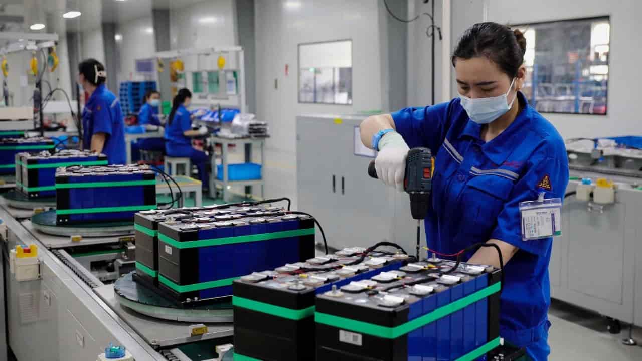 US Export Curbs Target Chinese Tungsten, Battery Material Recyclers