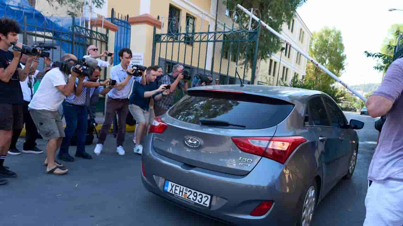 Man accused of killing Scottish aid worker in Athens back in court