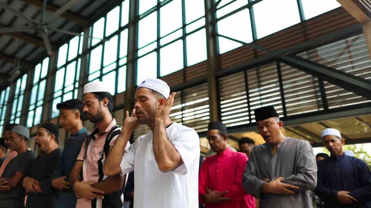 Malaysian Sultan Demands Accountability Over Pilgrimage Fund Mismanagement
