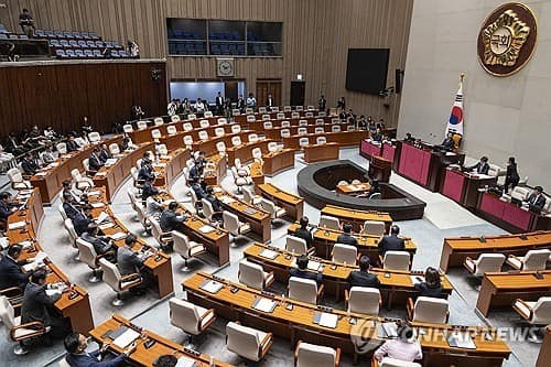 Presidential office asks chief justice for new Supreme Court nominee