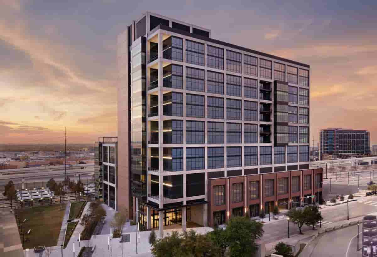 Hillwood Urban Considers Sale or Refinancing of Dallas Trophy Office Tower