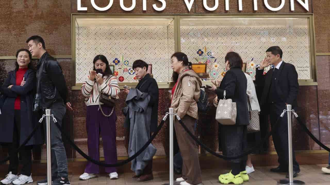 Louis Vuitton sues China's trademark regulator