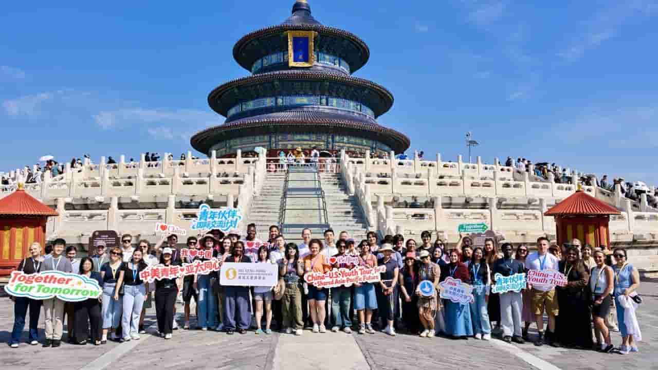 Xi encourages China-US youth ties after exchange