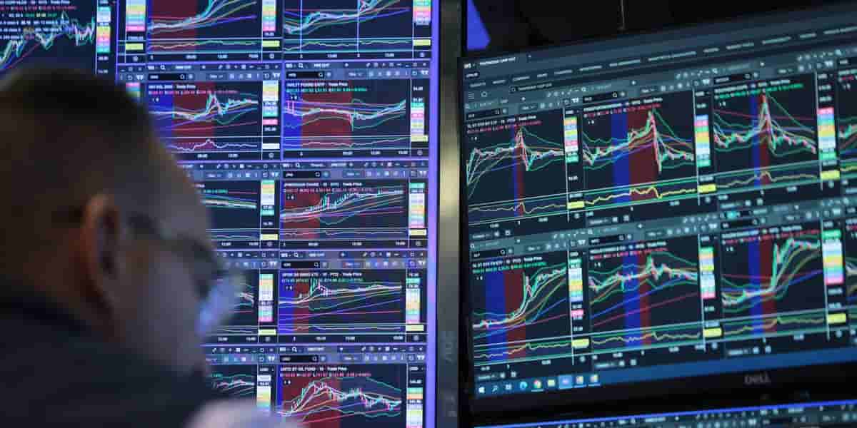 Investors flag 'disorderly' bond moves as top market risk