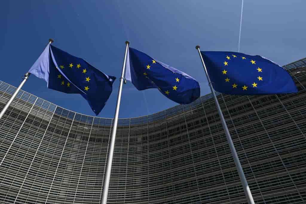 EU agrees 21st sanctions package on Russia after Greece lifts veto