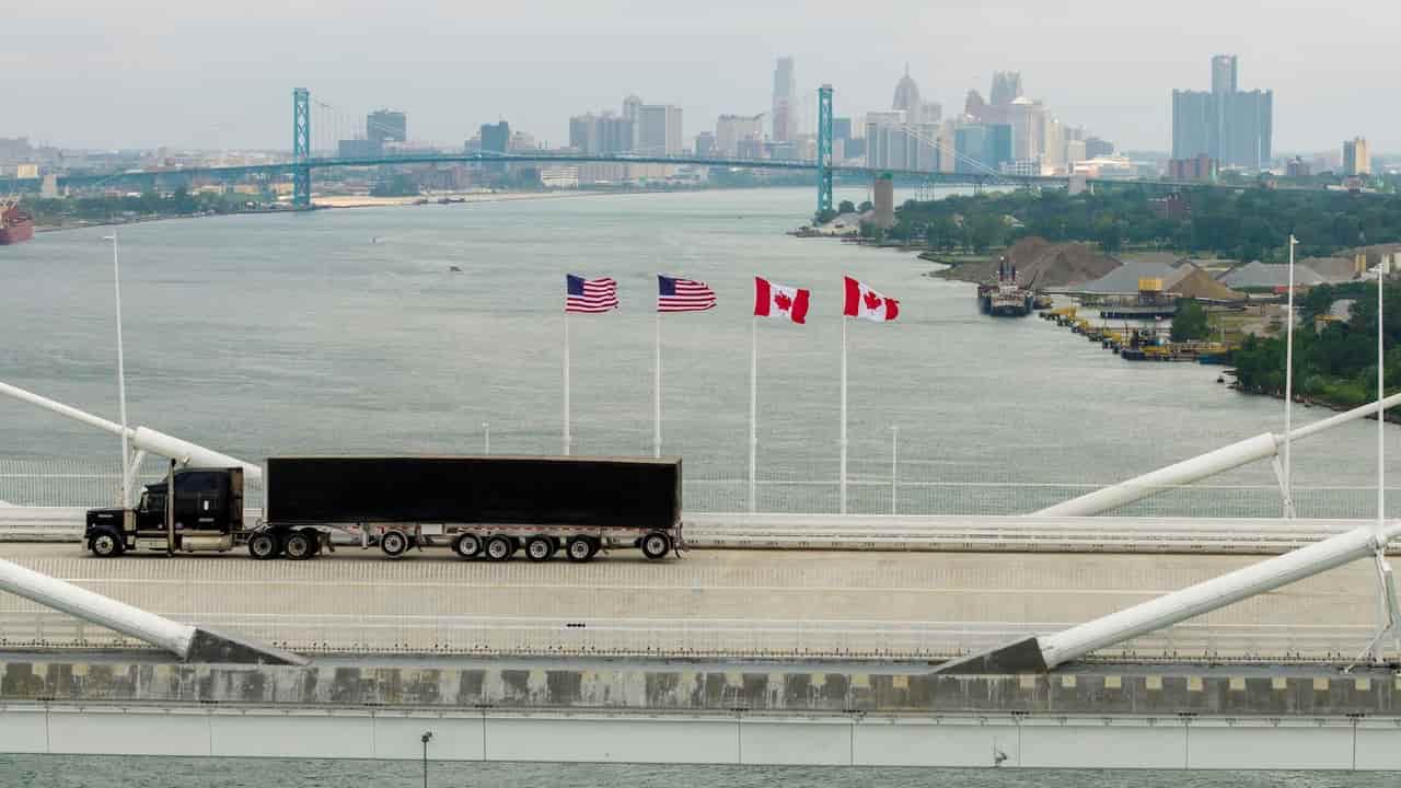 US bans Canadian alcohol, motorcycles and dairy in escalating trade dispute