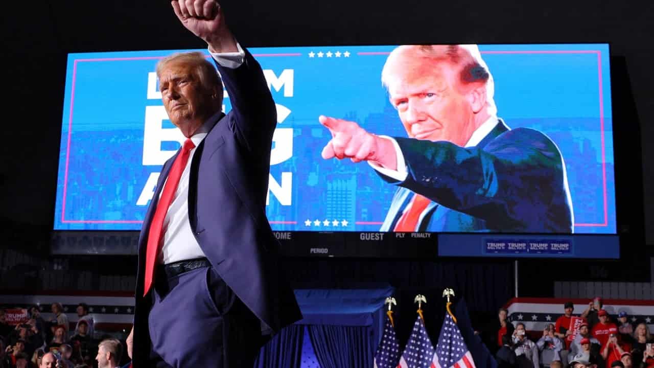 Supreme Court strikes down limits on party spending in federal elections