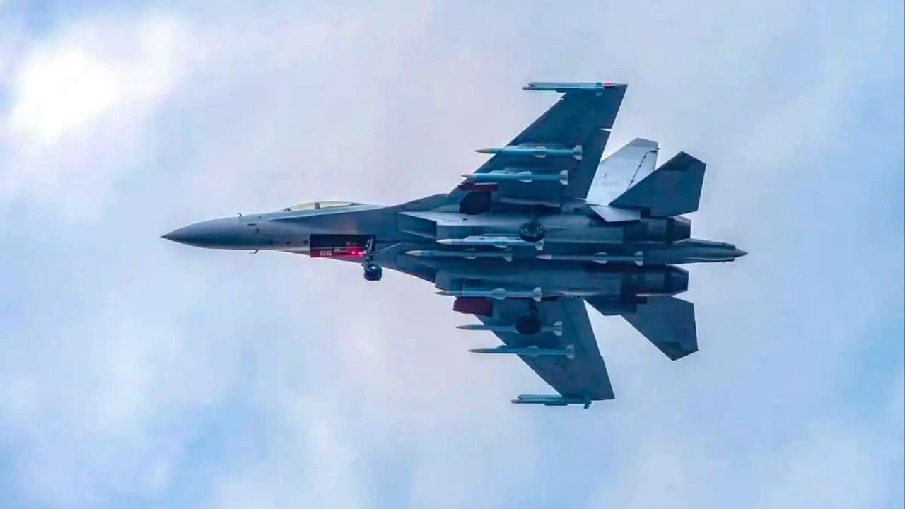 China's J-16 fighter jet 'beast mode' enhances PLA Air Force patrol capabilities