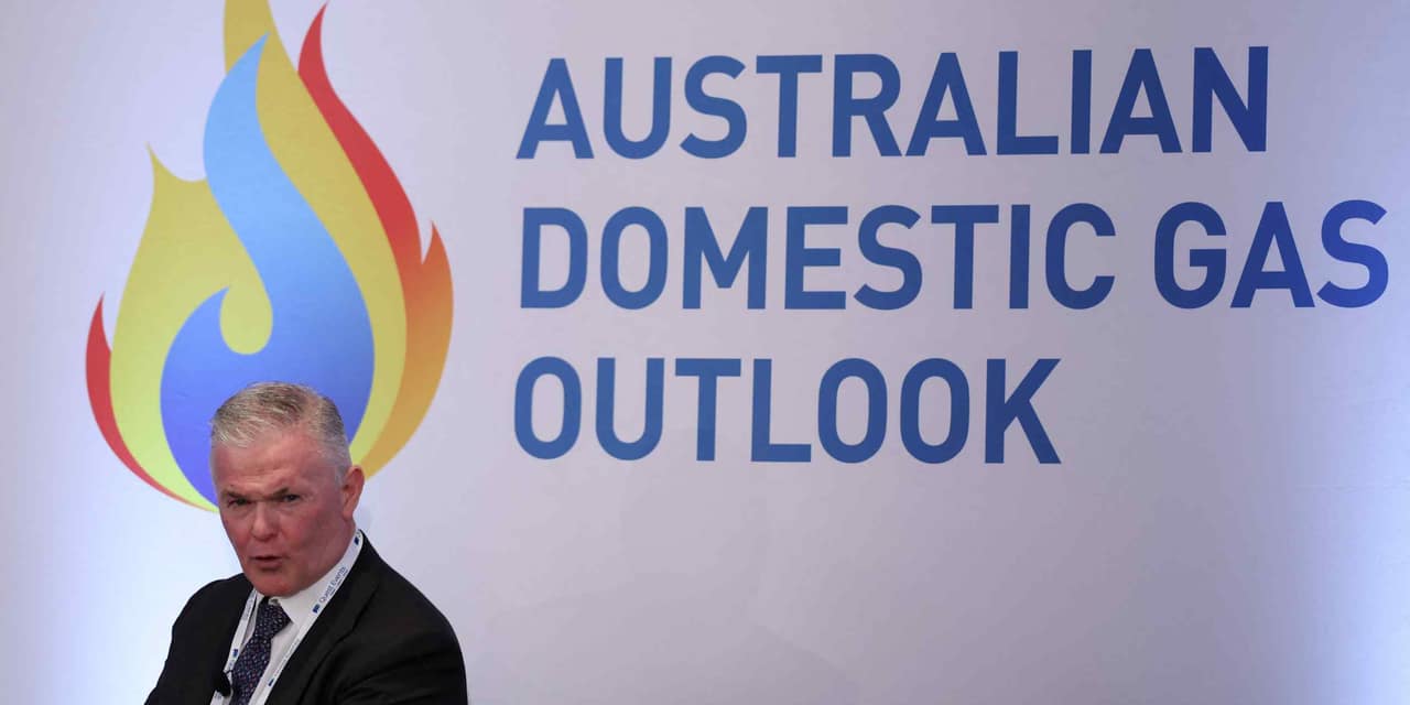 Australia gas producers warn domestic mandate will hurt investment