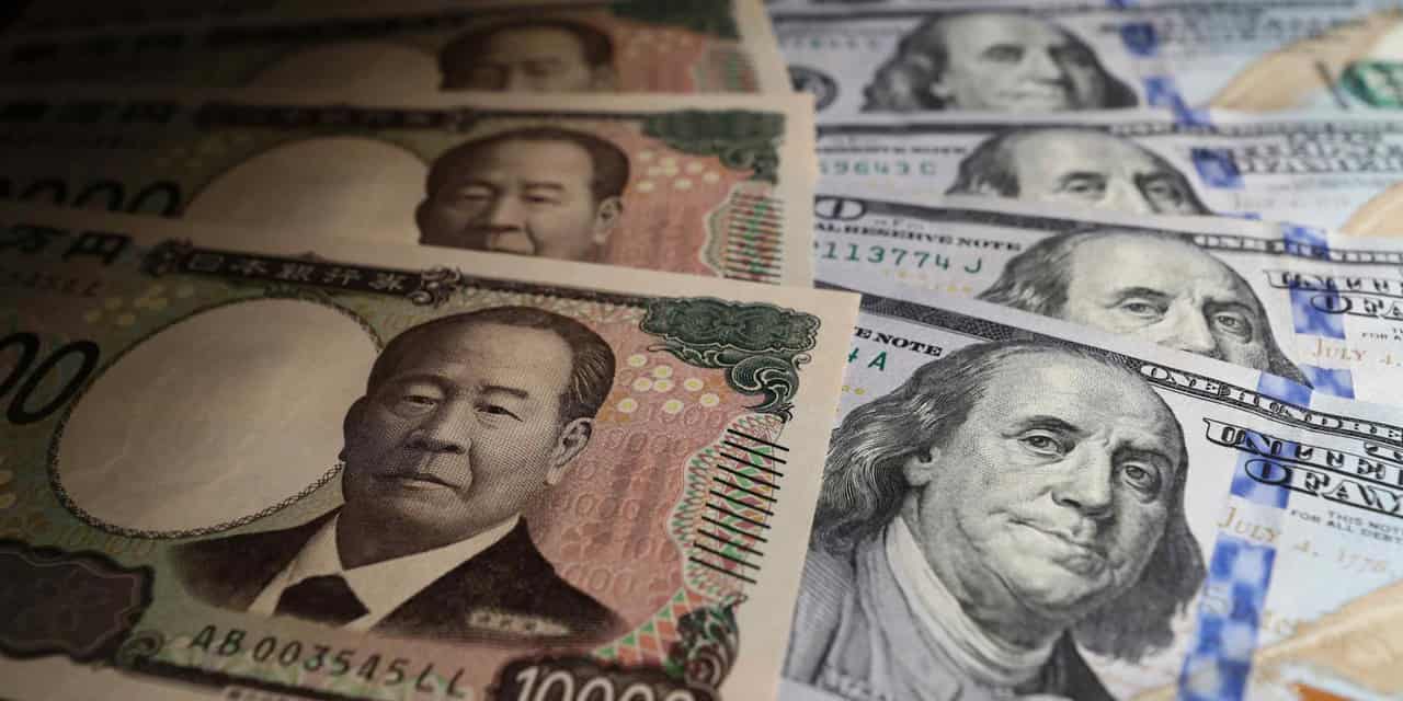 Yen traders watch Fed, BoJ meetings for clues on rate moves