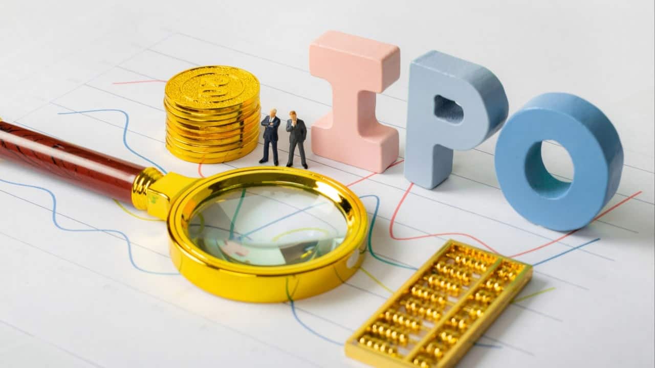 China's tech IPOs: Hong Kong vs. mainland listing choices