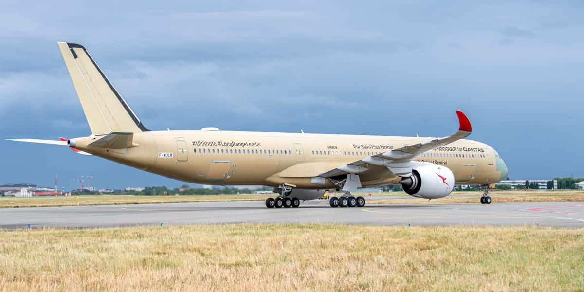 Qantas to launch first non-stop London-Sydney flight in 2027