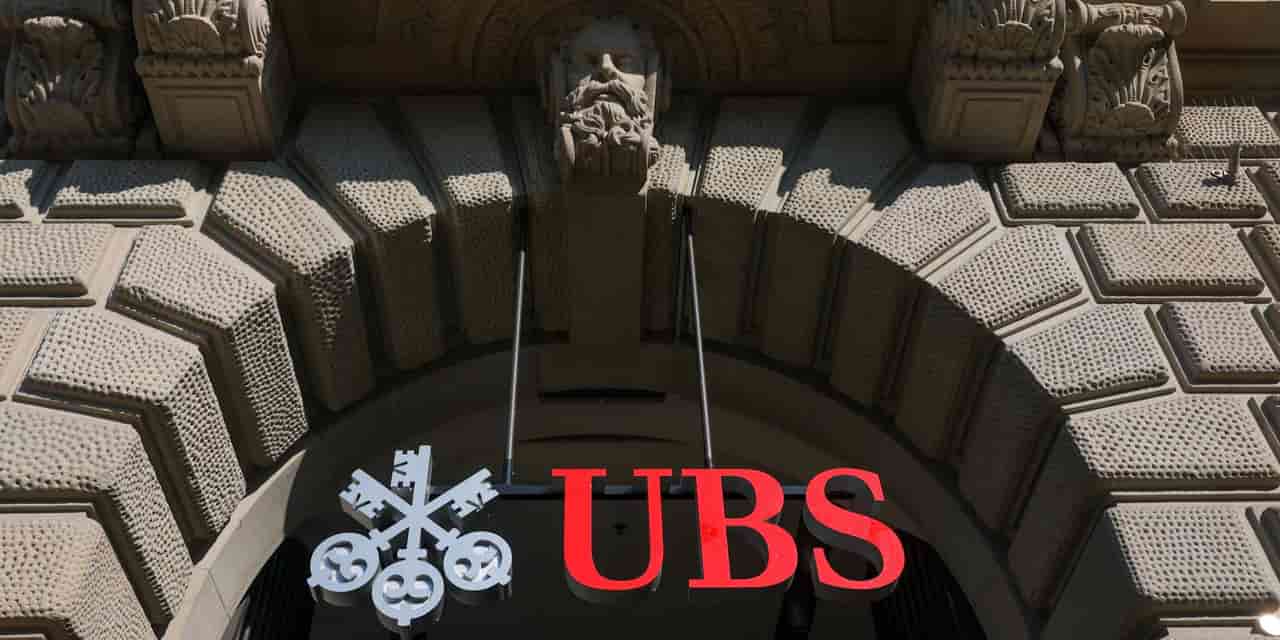 UBS Expands Debt Underwriting in Japan