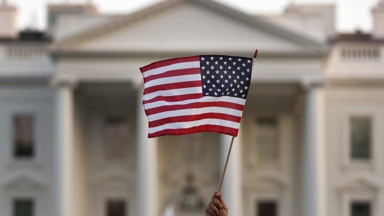 US lawmakers propose green card bill for Hongkongers amid doubts