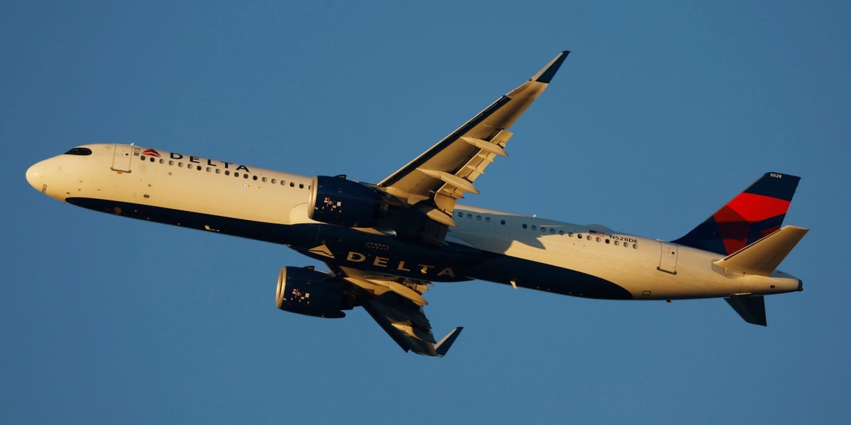 Delta's free WiFi upgrade offers a temporary edge over United's Starlink