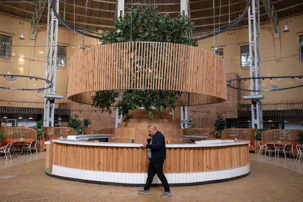 Kyiv's historic Bessarabskyi Market food court fails less than a year after reopening