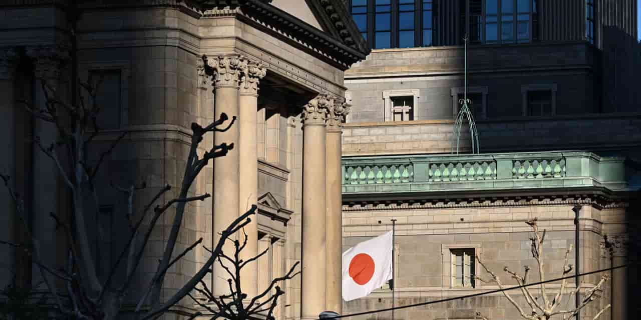 Japan business mood improves to multi-year highs, BOJ survey shows