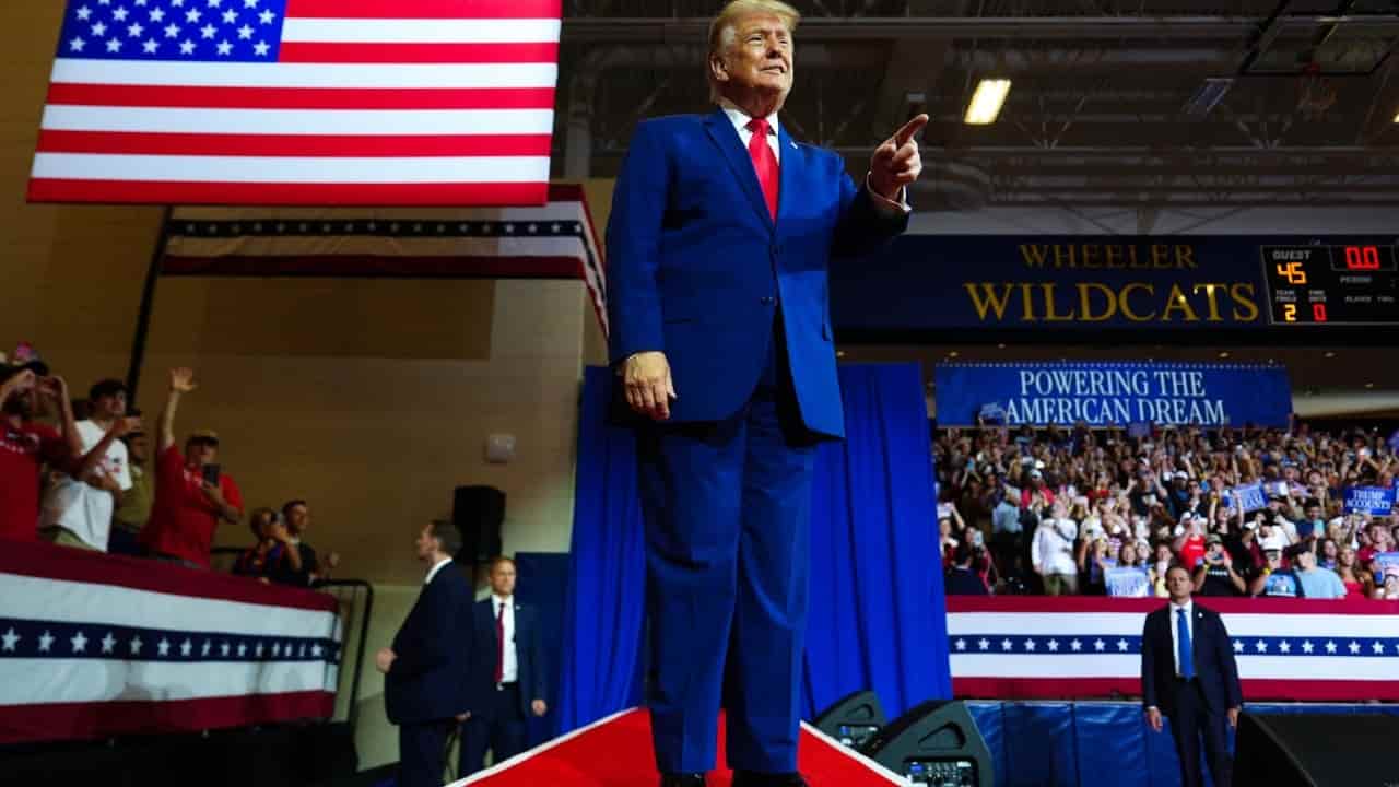 US imposes tariffs on 60 countries