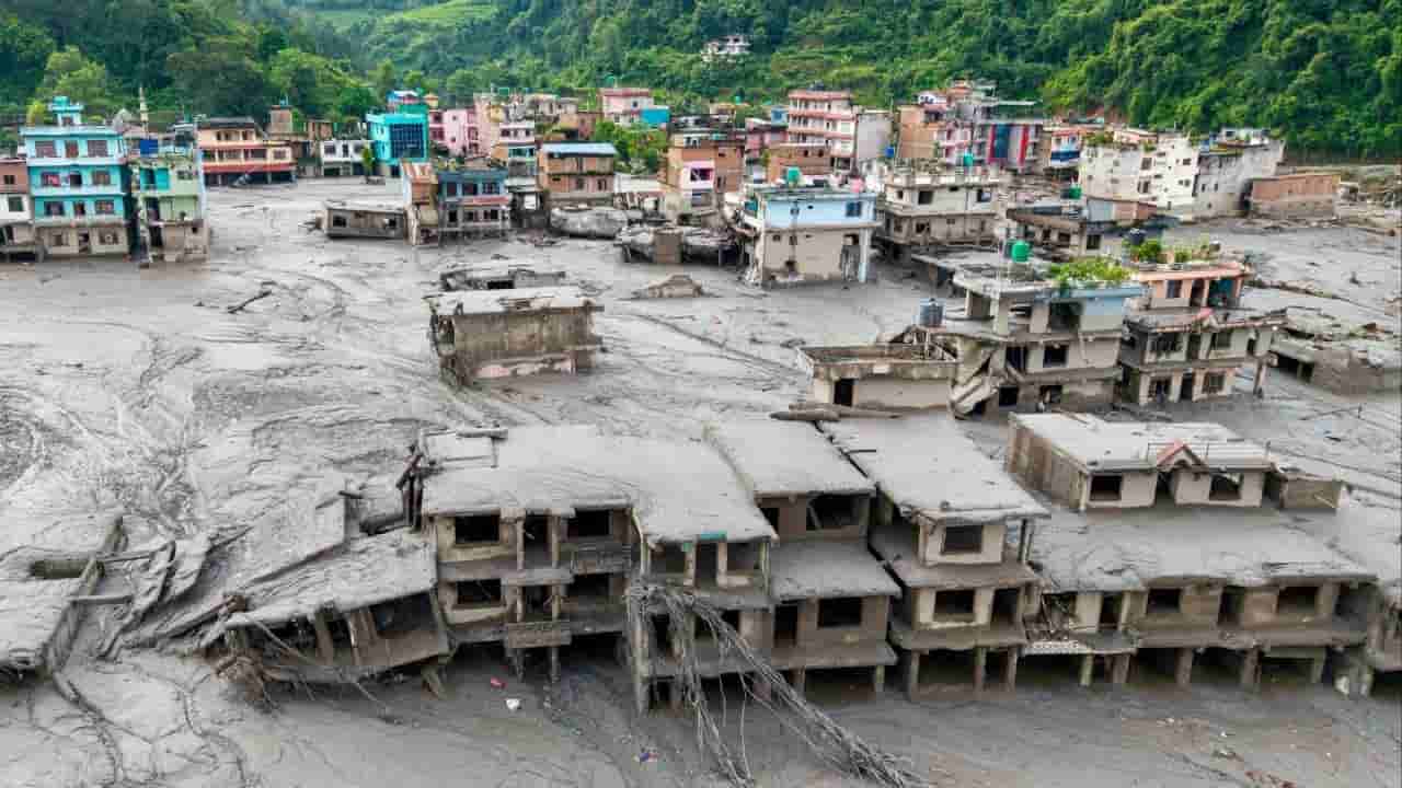 Young Nepalis grapple with climate dread after flood disaster