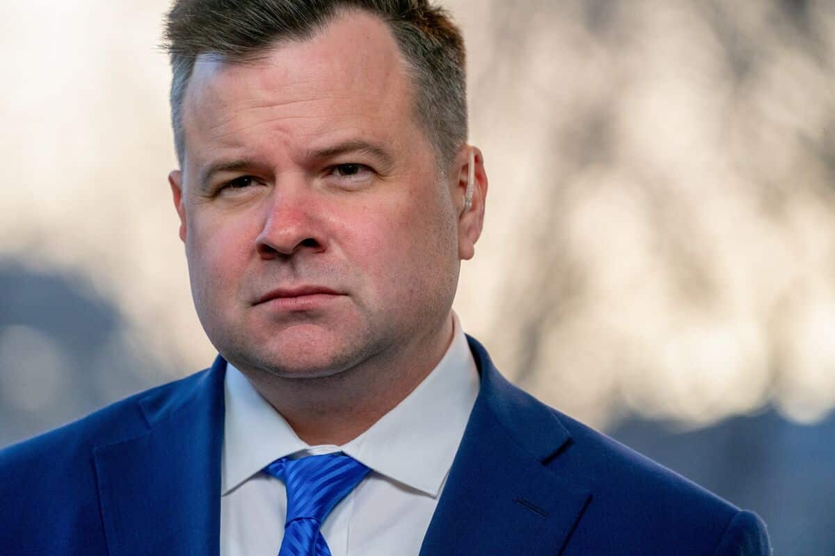 Staff Reductions Begin at Intelligence Office Under Acting Director Pulte