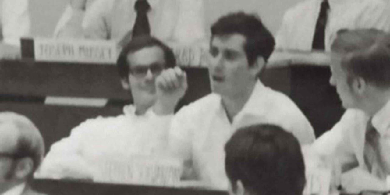 Stephen Schwarzman recounts Harvard Business School beginnings