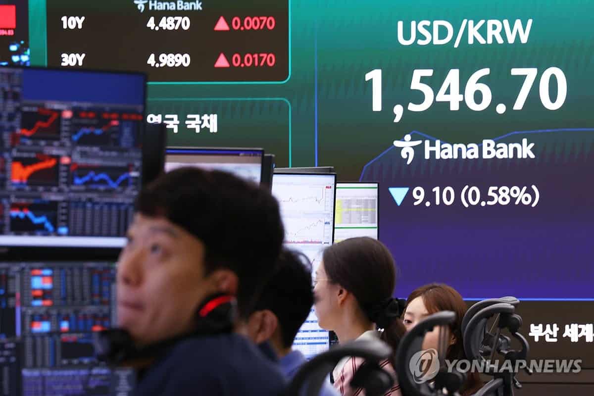 Korean won drops nearly 6% against dollar amid foreign stock sell-off
