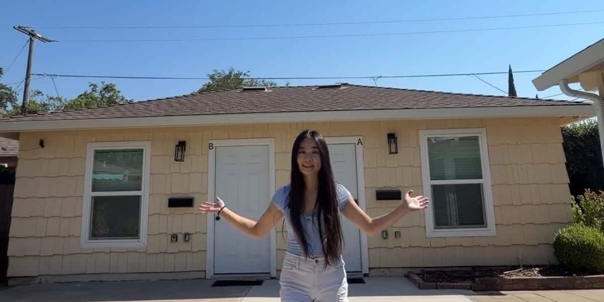 Woman Converts Garage into Two Airbnbs After Buying Fixer-Upper
