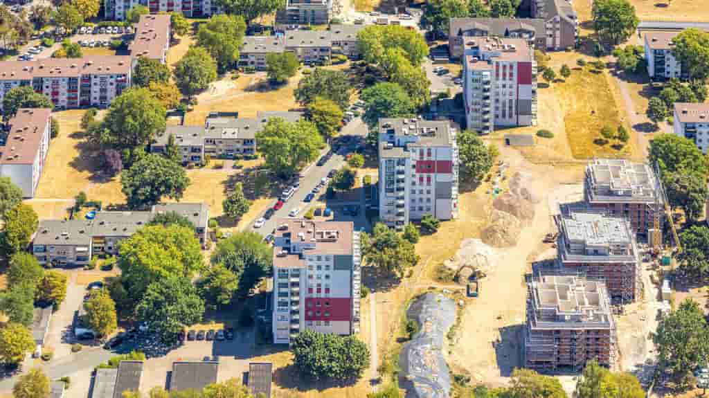 German home prices stagnate as interest rates pressure market, IW data show
