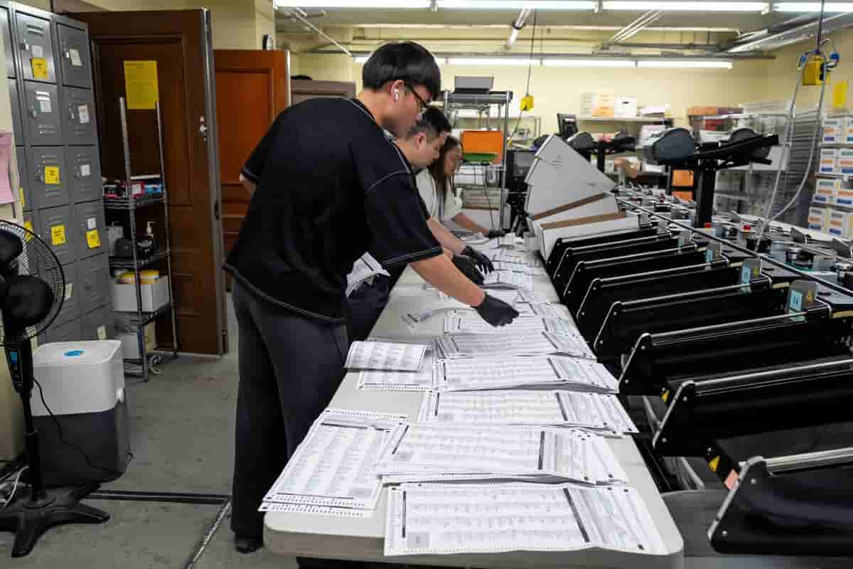 Judge Blocks Trump Order Restricting Mail-In Voting