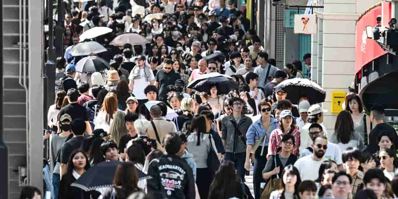 Asian brands drive record rents in Tokyo's prime shopping districts