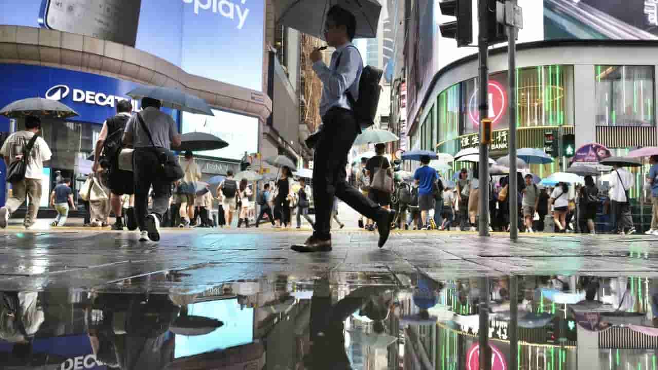 Hong Kong employee training hours reach 14-year peak amid AI adoption