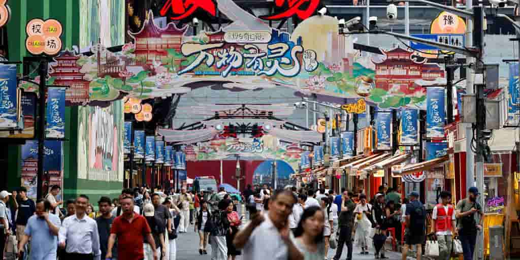 China's Q2 growth expected to slow to 4.6% amid weak domestic demand