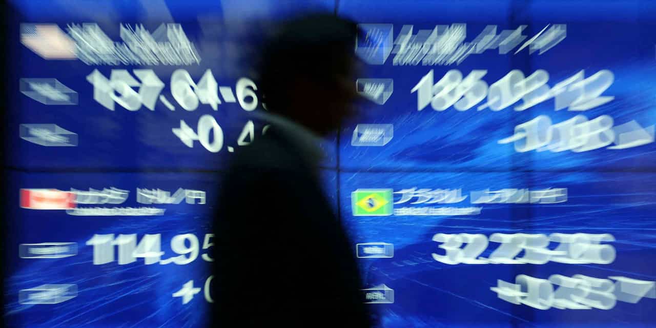 Yen slides back to 160 against dollar after possible intervention