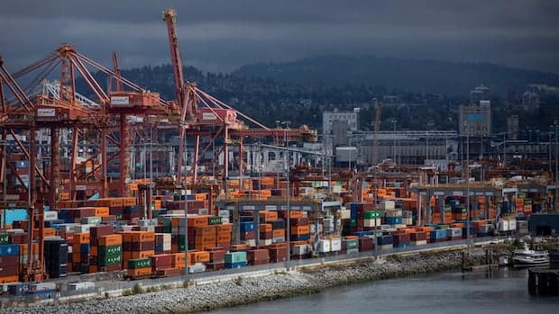 Port of Vancouver reports record cargo volumes on grain, oil exports
