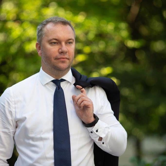 Former Ukrainian Official Charged With Embezzling $1.28 Million in Donations