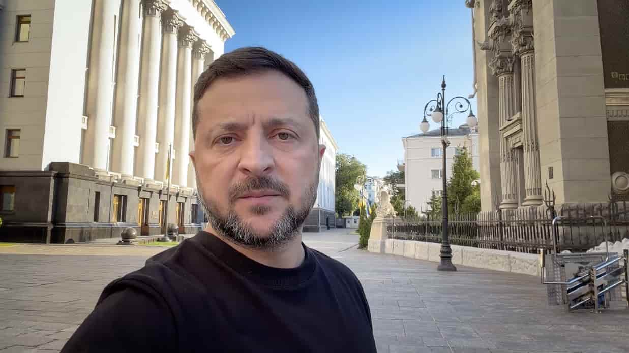 Zelensky warns Russia preparing new massive strike on Ukraine