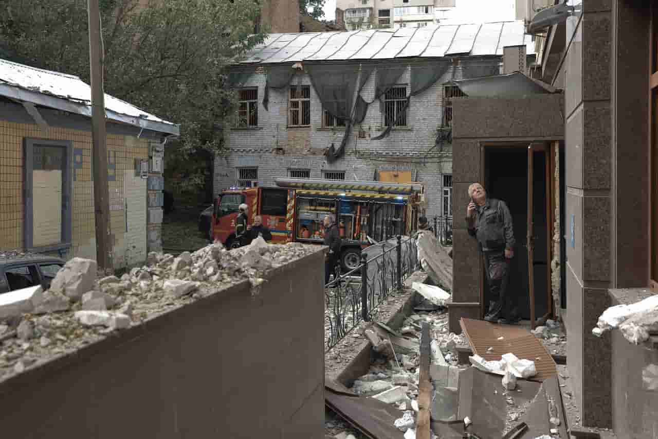 Russian attacks kill 6, injure 45 across Ukraine on Sept. 26