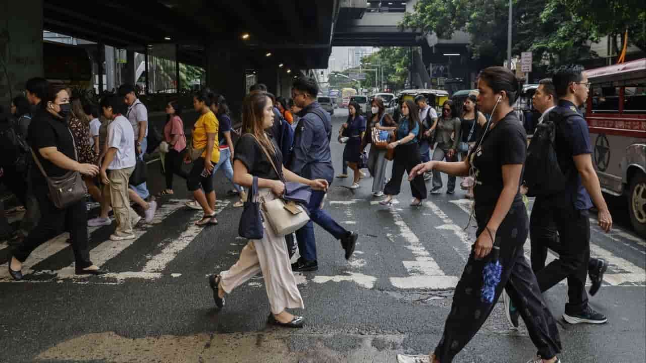 Southeast Asia's middle class faces welfare risks amid economic shocks