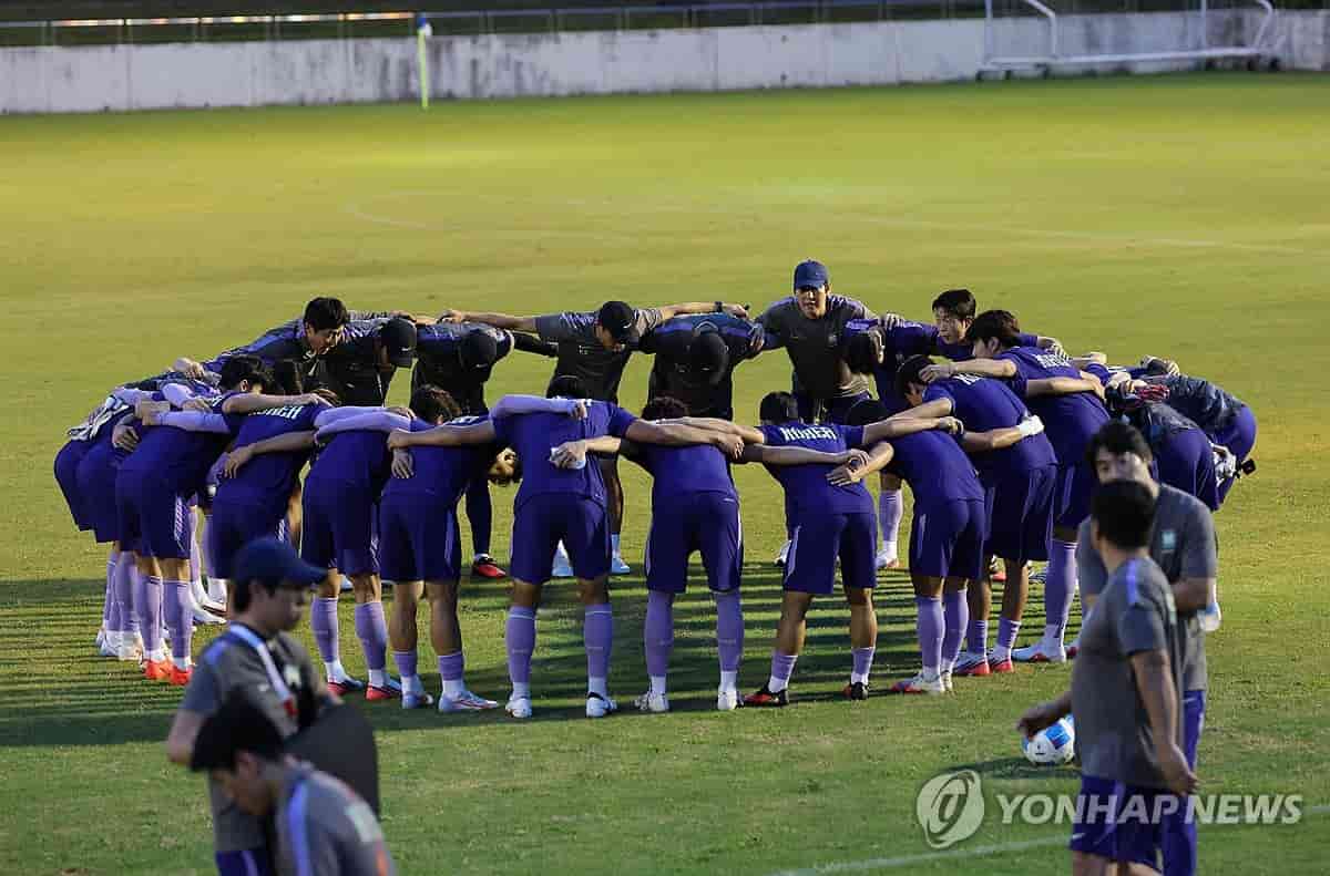 Asian Games football teams delayed by lost bus drivers
