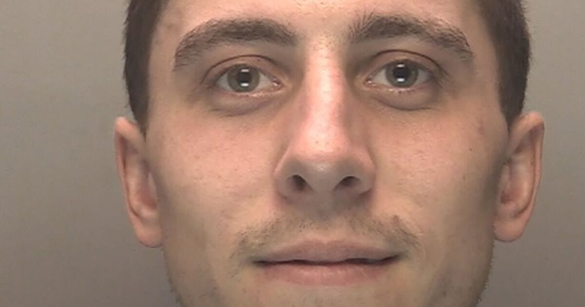 Manhunt launched for burglary suspect Stephen Grzyb after court escape