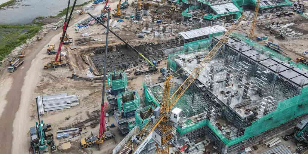 Vingroup Expands Empire Into Rail, Energy Amid VinFast Losses