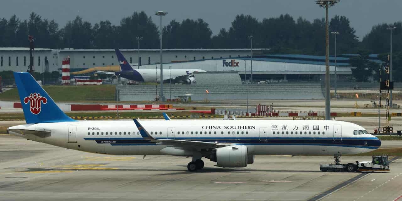 China's Big Three Airlines Post Deeper H1 Losses on Soaring Jet Fuel Costs