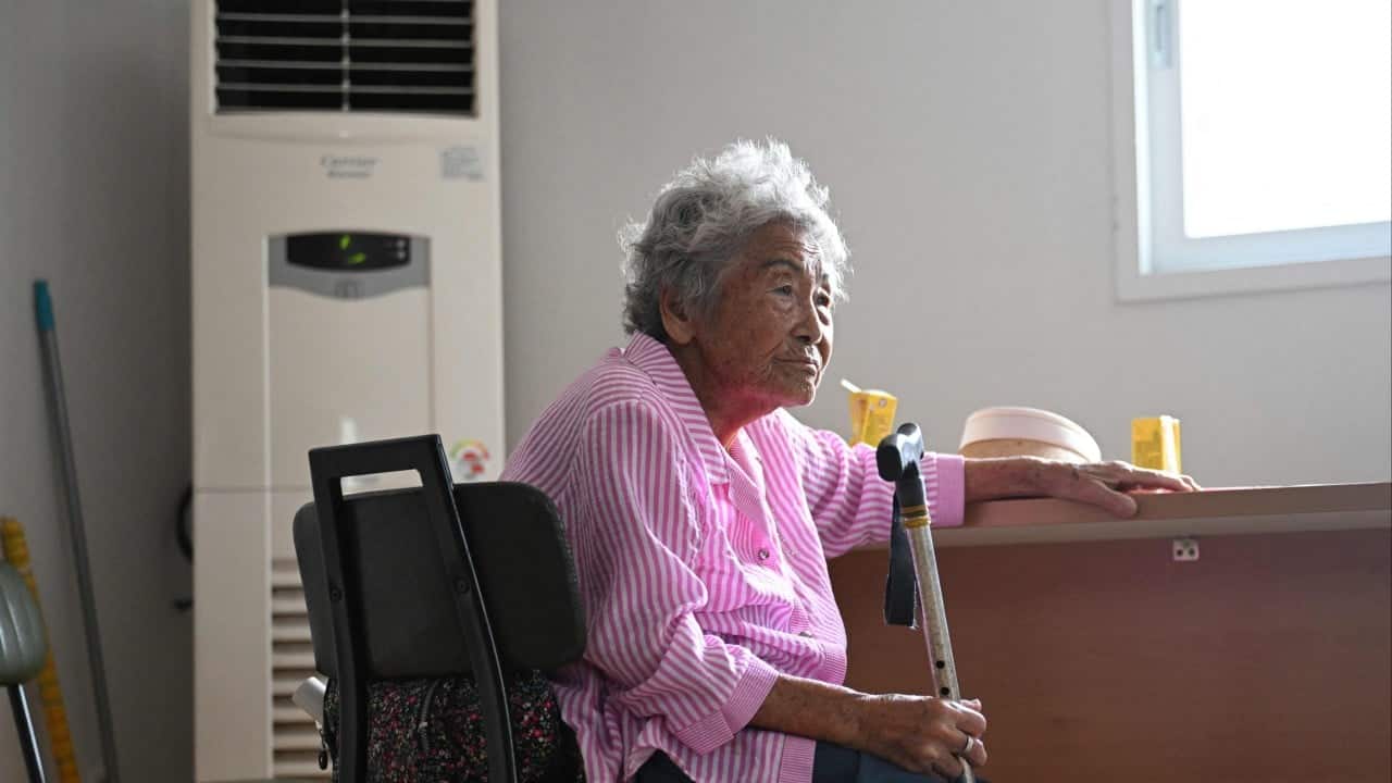 Asia's air conditioners worsen heatwaves, increasing energy demand