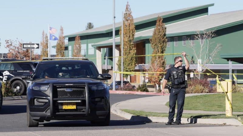 Four killed, including three children, in Oregon elementary school shooting