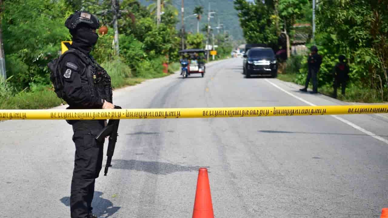 Malaysian villages shaken as blasts rock southern Thailand