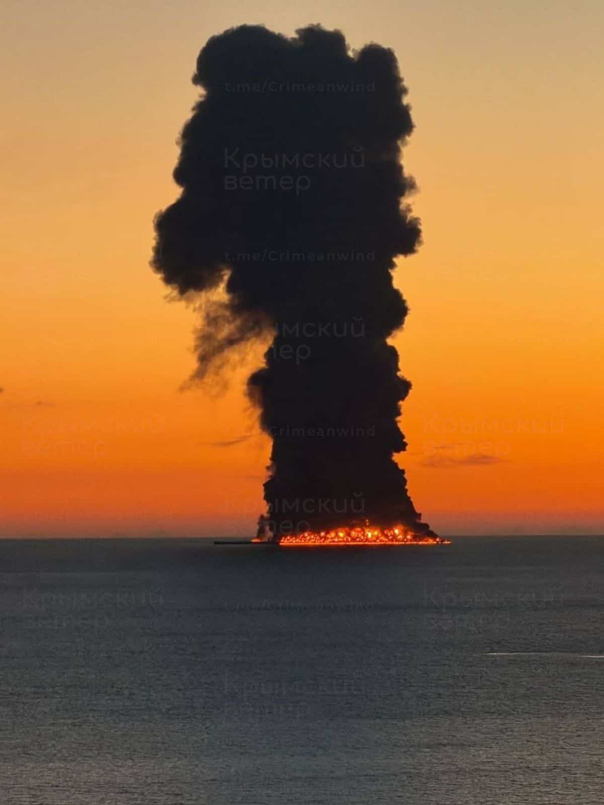 Liberia-flagged tanker Aframax Rea reportedly ablaze near Sochi