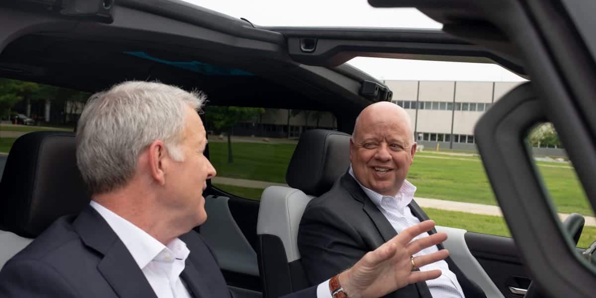 GM CFO says executives compete on AI usage, his team is 'middle of the pack'